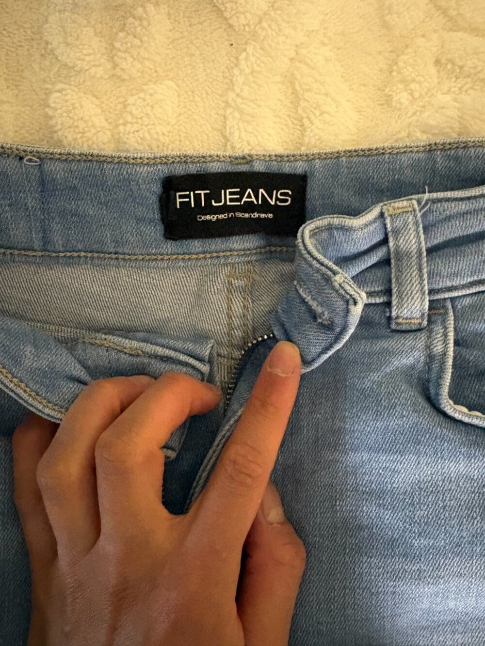 FITJEANS womens straight leg - Picture 2 of 3